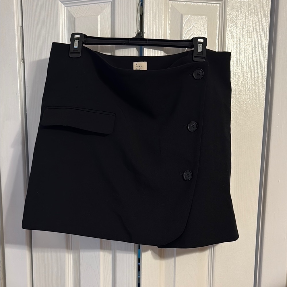 Black Button-Detail Skirt